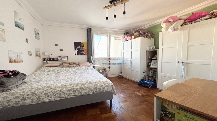 Ma-Cabane - Vente Appartement COURBEVOIE, 107 m²