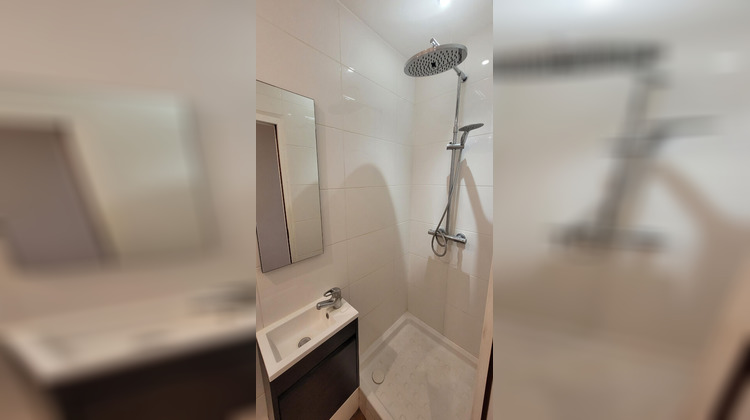 Ma-Cabane - Vente Appartement COURBEVOIE, 28 m²