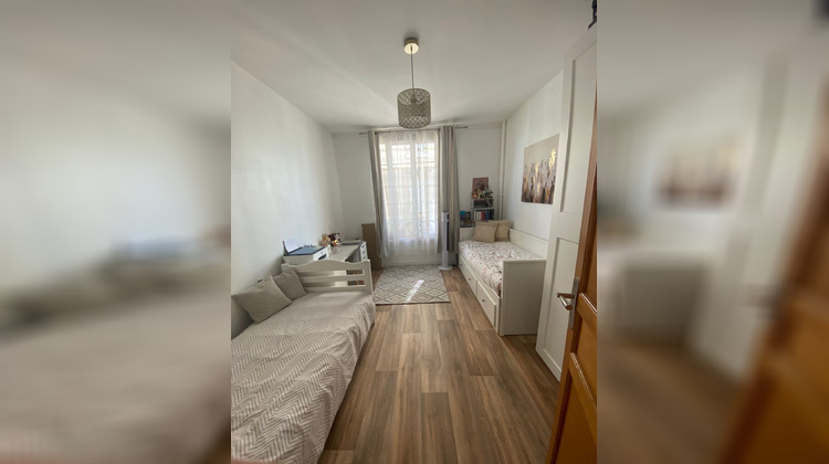 Ma-Cabane - Vente Appartement Courbevoie, 52 m²