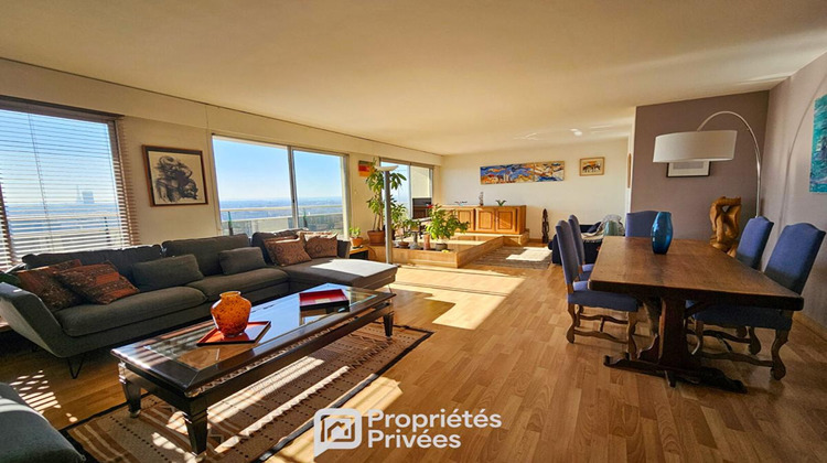 Ma-Cabane - Vente Appartement COURBEVOIE, 120 m²