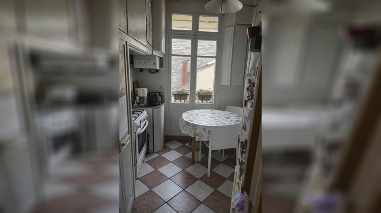 Ma-Cabane - Vente Appartement COURBEVOIE, 82 m²