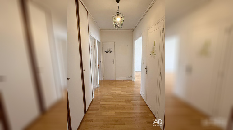 Ma-Cabane - Vente Appartement Courbevoie, 63 m²