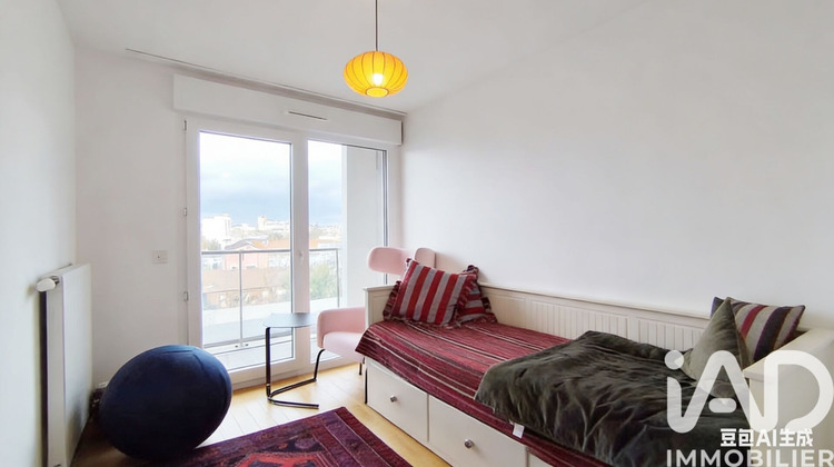 Ma-Cabane - Vente Appartement Courbevoie, 94 m²