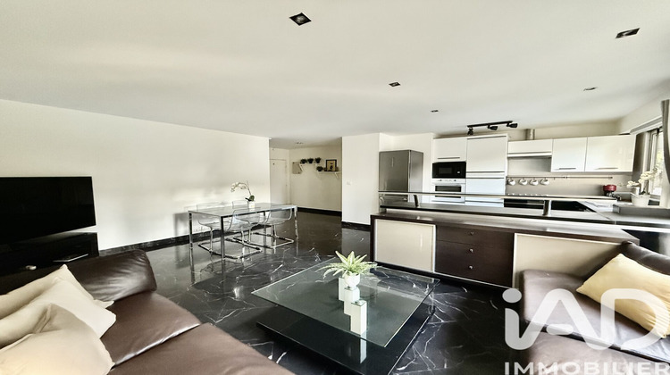 Ma-Cabane - Vente Appartement Courbevoie, 72 m²