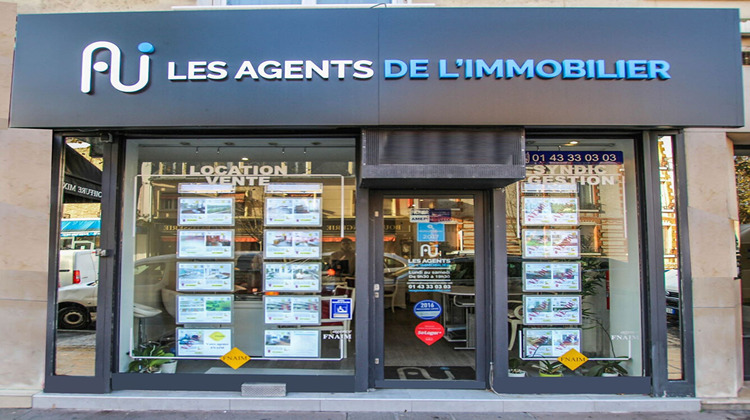 Ma-Cabane - Vente Appartement COURBEVOIE, 74 m²