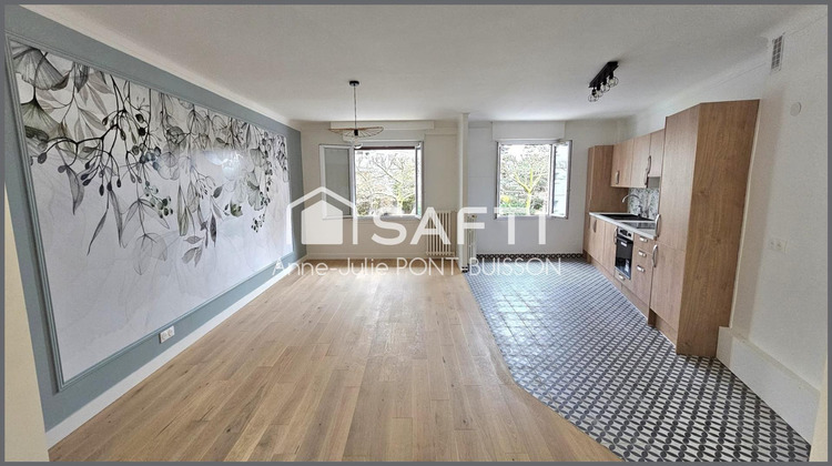Ma-Cabane - Vente Appartement Courbevoie, 103 m²