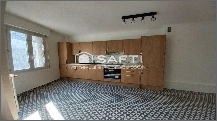 Ma-Cabane - Vente Appartement Courbevoie, 103 m²