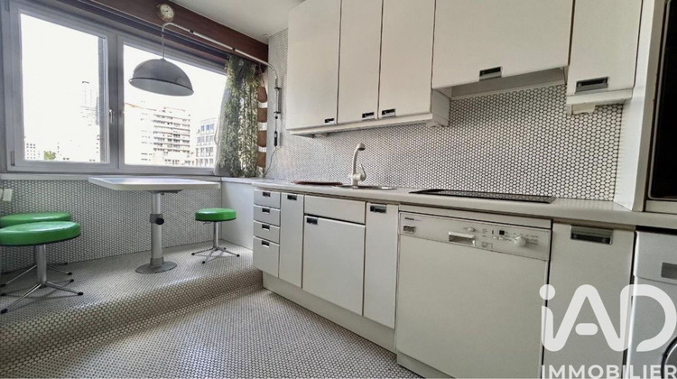 Ma-Cabane - Vente Appartement Courbevoie, 132 m²