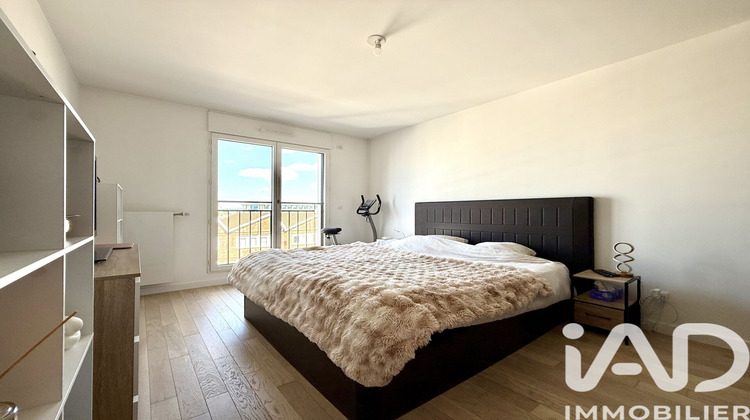 Ma-Cabane - Vente Appartement Courbevoie, 68 m²
