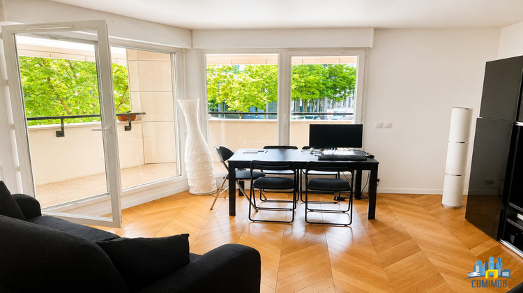 Ma-Cabane - Vente Appartement Courbevoie, 43 m²