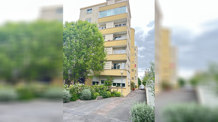 Ma-Cabane - Vente Appartement COURBEVOIE, 67 m²