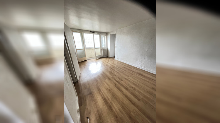 Ma-Cabane - Vente Appartement COURBEVOIE, 67 m²