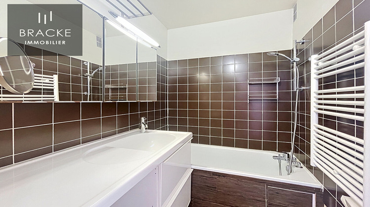 Ma-Cabane - Vente Appartement COURBEVOIE, 58 m²