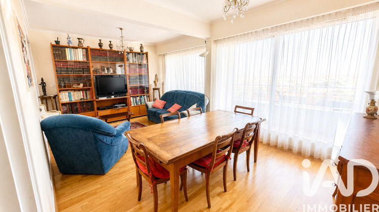 Ma-Cabane - Vente Appartement Courbevoie, 150 m²