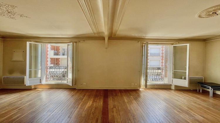 Ma-Cabane - Vente Appartement COURBEVOIE, 63 m²