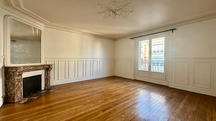 Ma-Cabane - Vente Appartement COURBEVOIE, 63 m²
