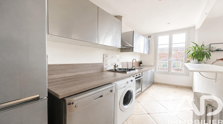 Ma-Cabane - Vente Appartement Courbevoie, 52 m²