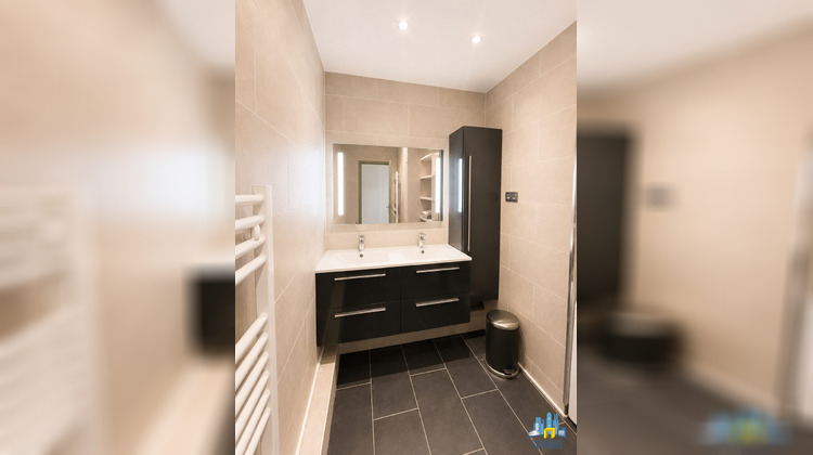 Ma-Cabane - Vente Appartement Courbevoie, 95 m²