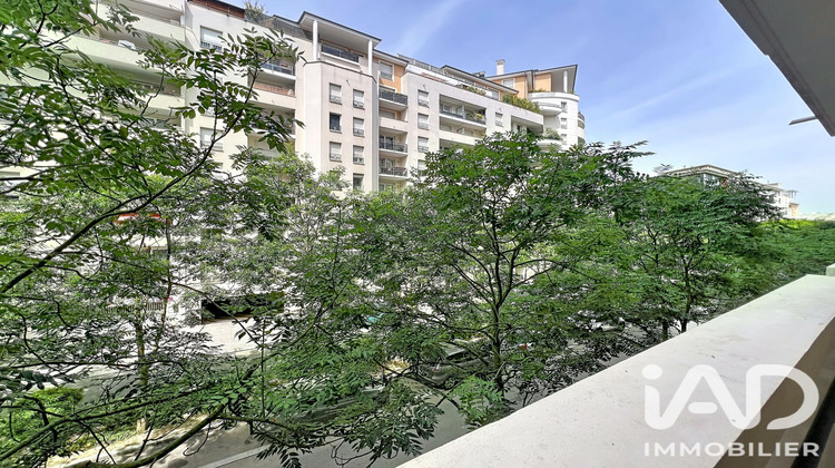 Ma-Cabane - Vente Appartement Courbevoie, 45 m²