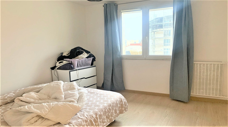 Ma-Cabane - Vente Appartement COURBEVOIE, 81 m²