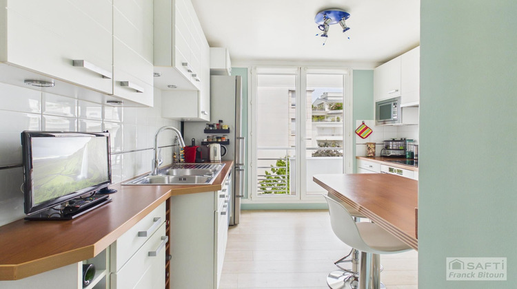 Ma-Cabane - Vente Appartement Courbevoie, 84 m²