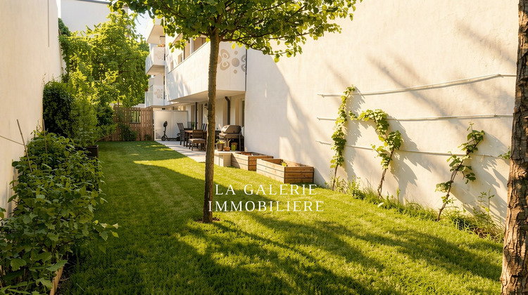 Ma-Cabane - Vente Appartement Courbevoie, 90 m²