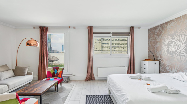 Ma-Cabane - Vente Appartement COURBEVOIE, 209 m²