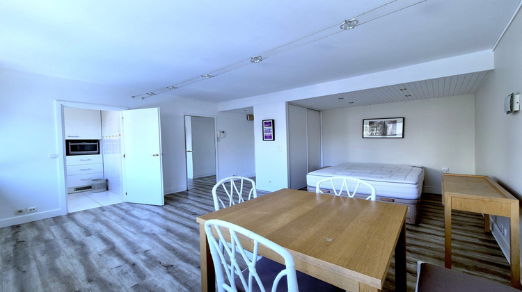 Ma-Cabane - Vente Appartement COURBEVOIE, 32 m²