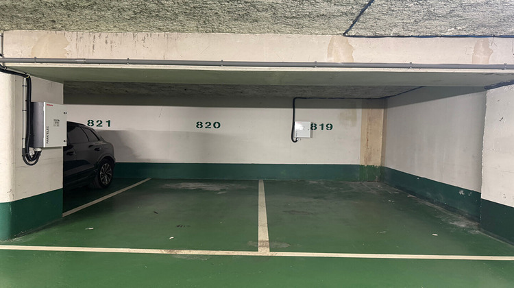 Ma-Cabane - Vente Appartement COURBEVOIE, 74 m²