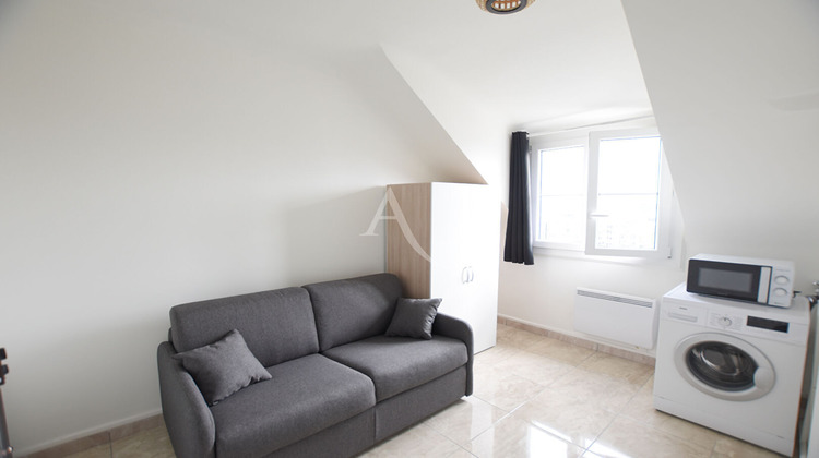 Ma-Cabane - Vente Appartement COURBEVOIE, 9 m²