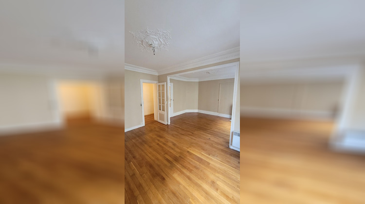 Ma-Cabane - Vente Appartement COURBEVOIE, 72 m²