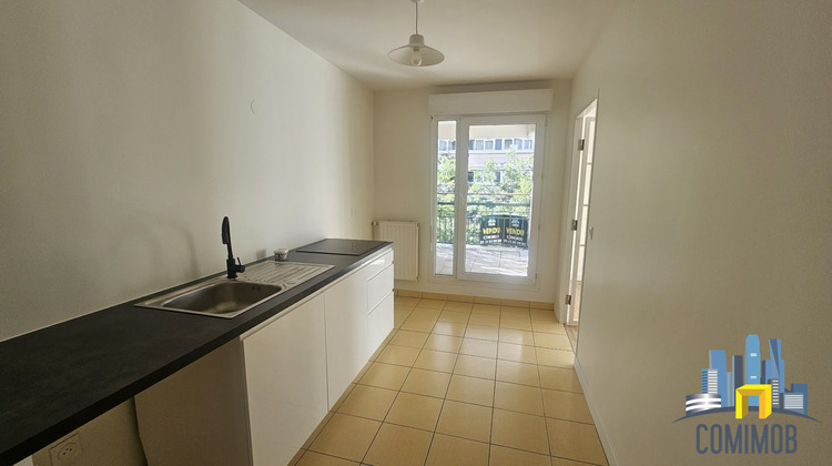Ma-Cabane - Vente Appartement Courbevoie, 70 m²