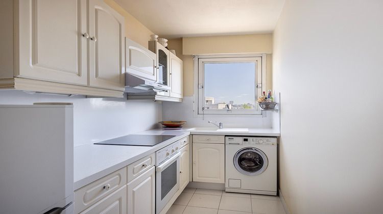 Ma-Cabane - Vente Appartement COURBEVOIE, 45 m²
