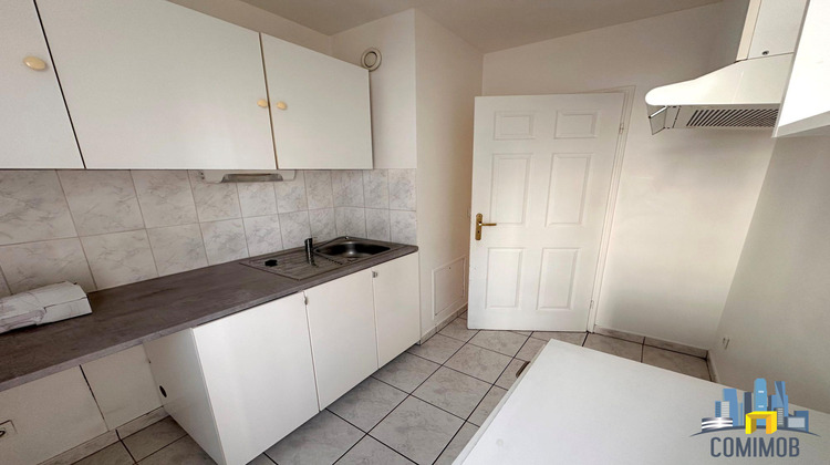 Ma-Cabane - Vente Appartement Courbevoie, 61 m²