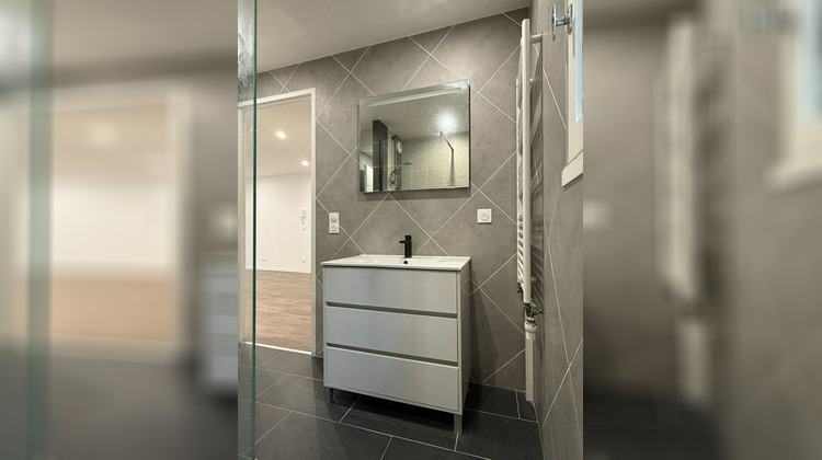 Ma-Cabane - Vente Appartement COURCOURONNES, 56 m²