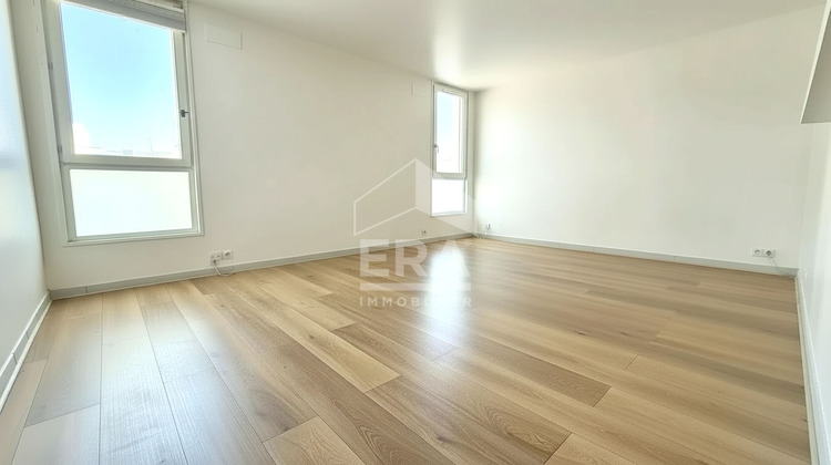 Ma-Cabane - Vente Appartement COURCOURONNES, 59 m²