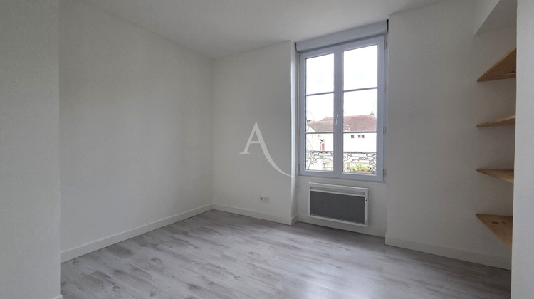 Ma-Cabane - Vente Appartement COURDIMANCHE, 61 m²