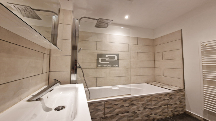 Ma-Cabane - Vente Appartement Couzon-au-Mont-d'Or, 54 m²