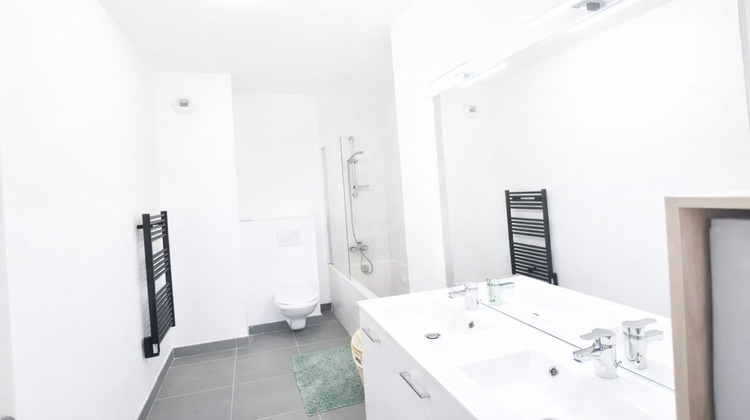 Ma-Cabane - Vente Appartement CRAPONNE, 62 m²