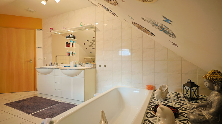 Ma-Cabane - Vente Appartement CREHANGE, 100 m²