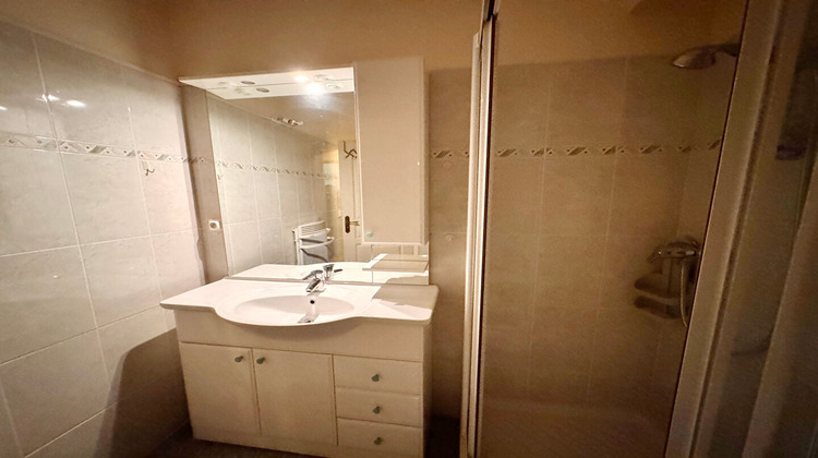 Ma-Cabane - Vente Appartement CRESPIERES, 59 m²