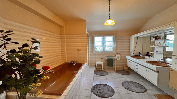 Ma-Cabane - Vente Appartement CRESPIERES, 136 m²