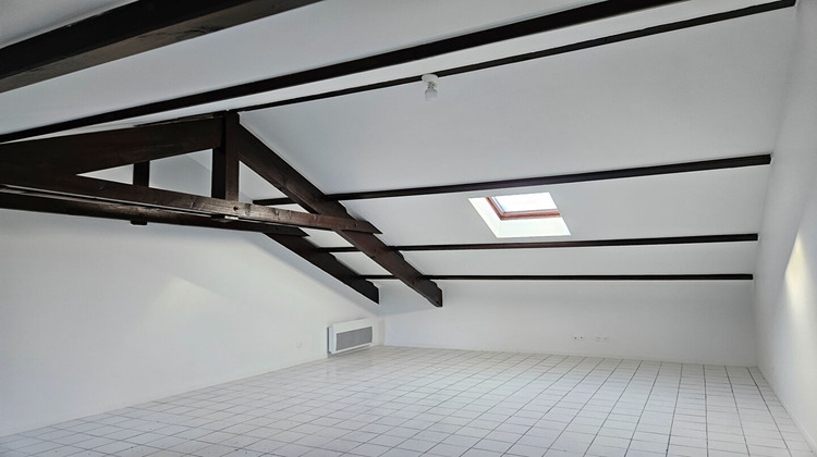 Ma-Cabane - Vente Appartement CRESPIERES, 67 m²