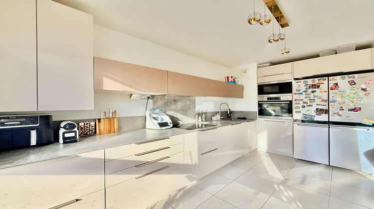 Ma-Cabane - Vente Appartement CRETEIL, 87 m²