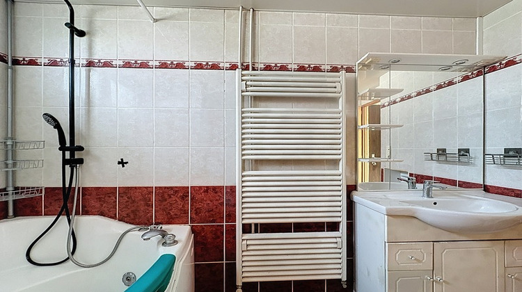 Ma-Cabane - Vente Appartement CREUTZWALD, 55 m²