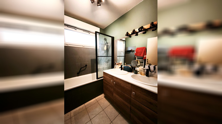 Ma-Cabane - Vente Appartement CROIX, 76 m²