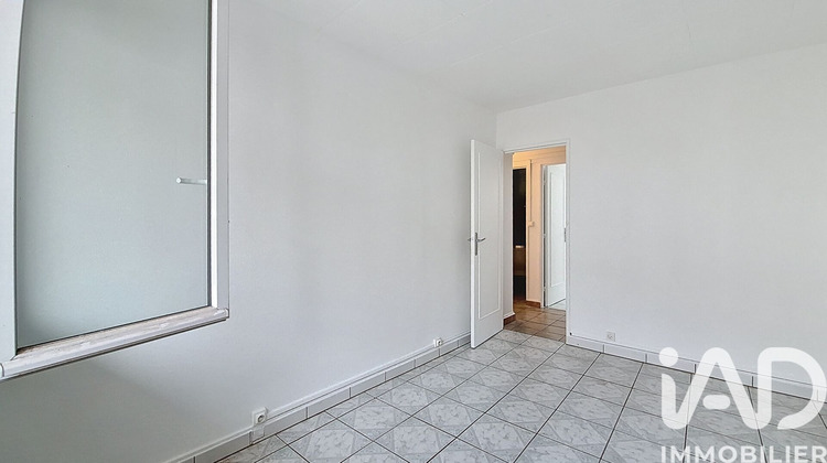Ma-Cabane - Vente Appartement Crosne, 56 m²
