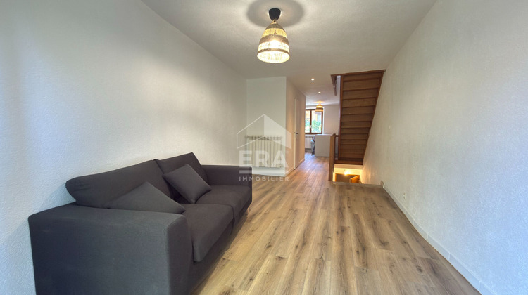 Ma-Cabane - Vente Appartement CRUSEILLES, 76 m²