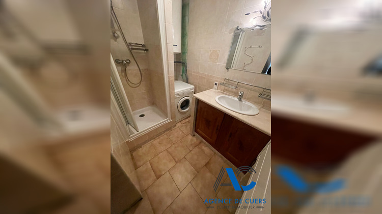 Ma-Cabane - Vente Appartement CUERS, 39 m²