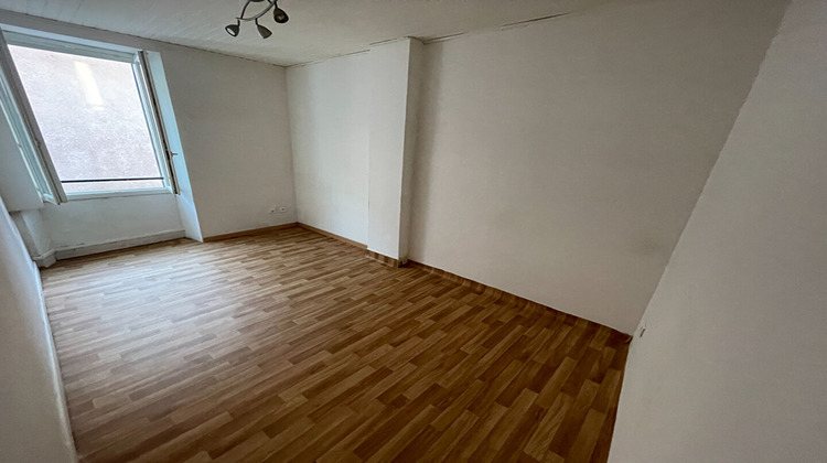 Ma-Cabane - Vente Appartement CUERS, 62 m²